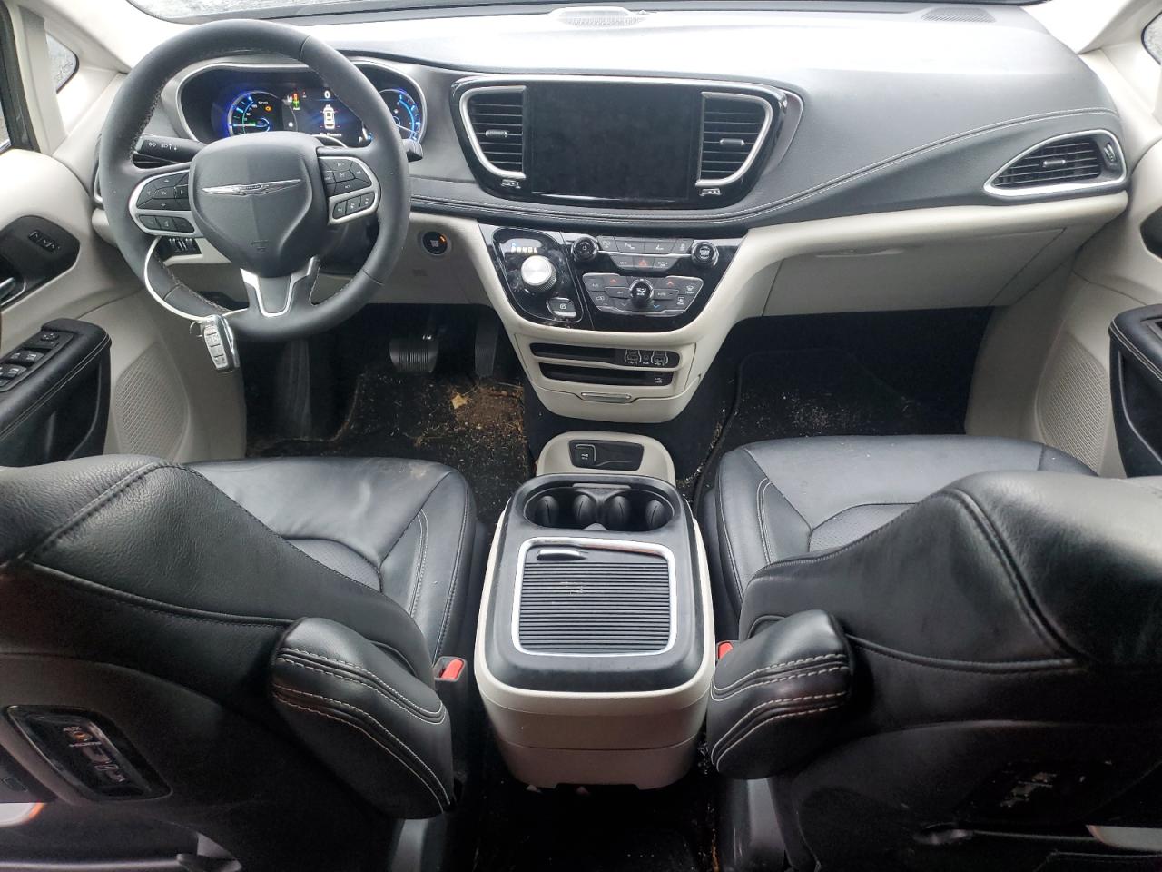 2022 Chrysler Pacifica Hybrid Touring L VIN: 2C4RC1L72NR201957 Lot: 81549395