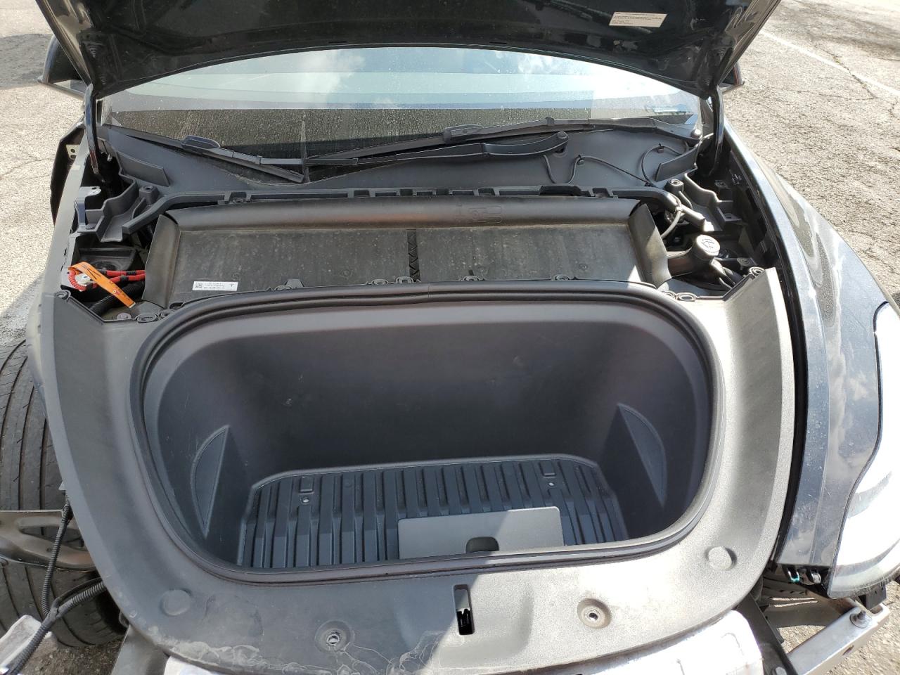 2023 Tesla Model Y VIN: 7SAYGDEE8PA050456 Lot: 71989715