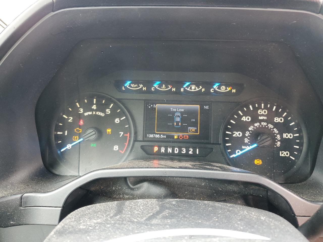 2017 Ford F150 VIN: 1FTMF1C82HFB05266 Lot: 82050145