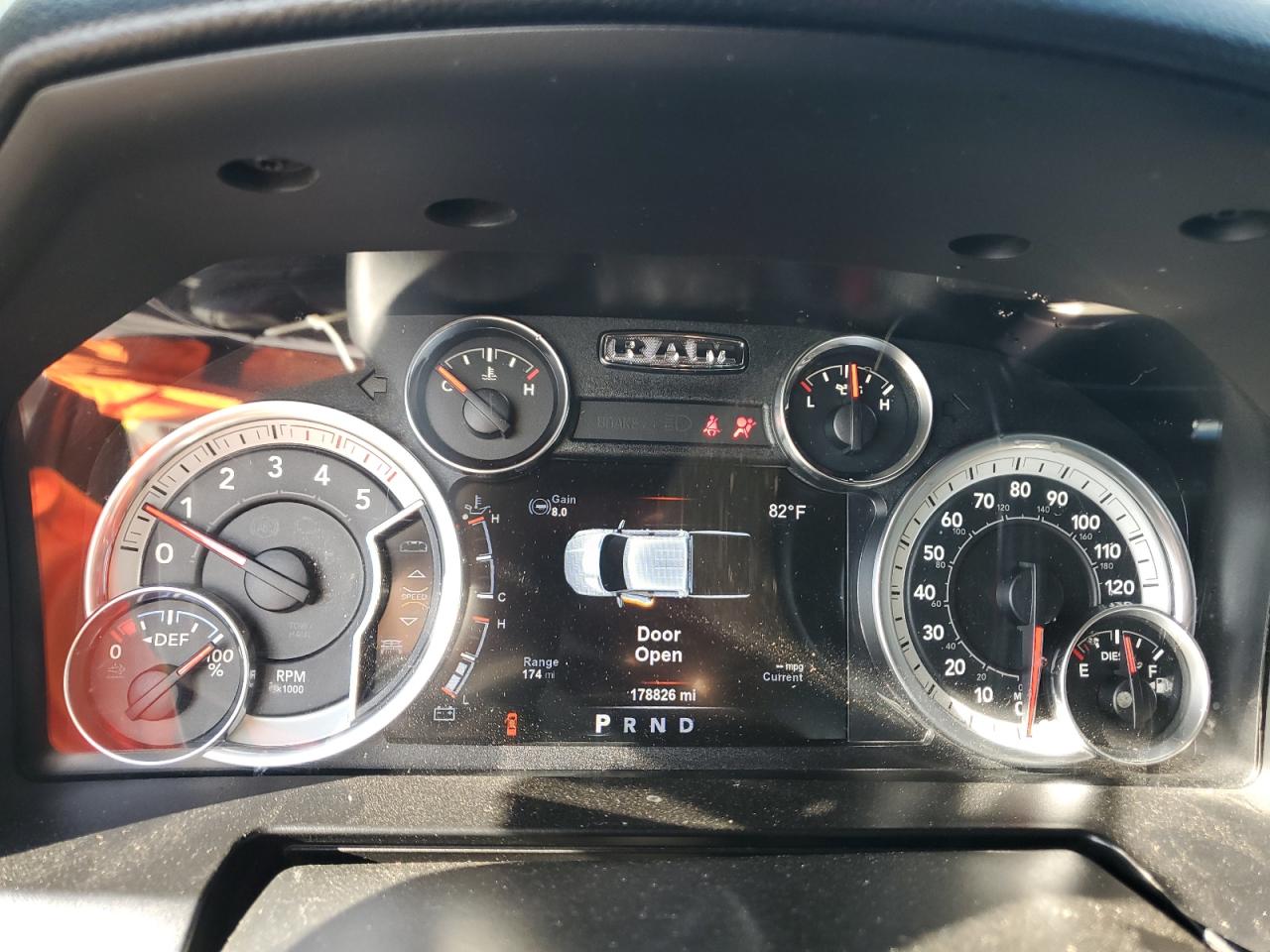 2017 Ram 2500 Laramie VIN: 3C6UR5FL0HG745383 Lot: 81582085