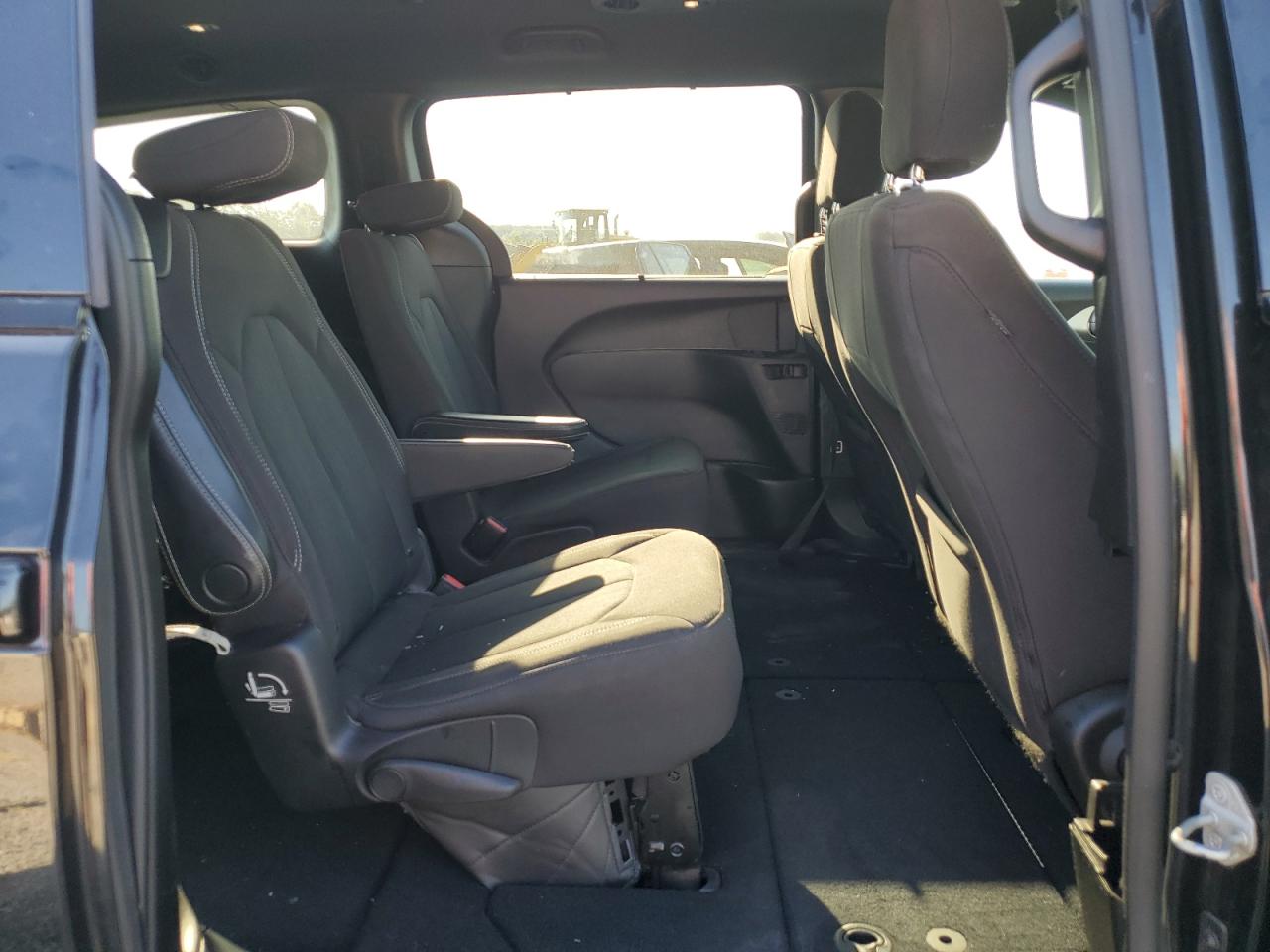 2021 Chrysler Pacifica Touring VIN: 2C4RC1FG7MR559436 Lot: 83803025