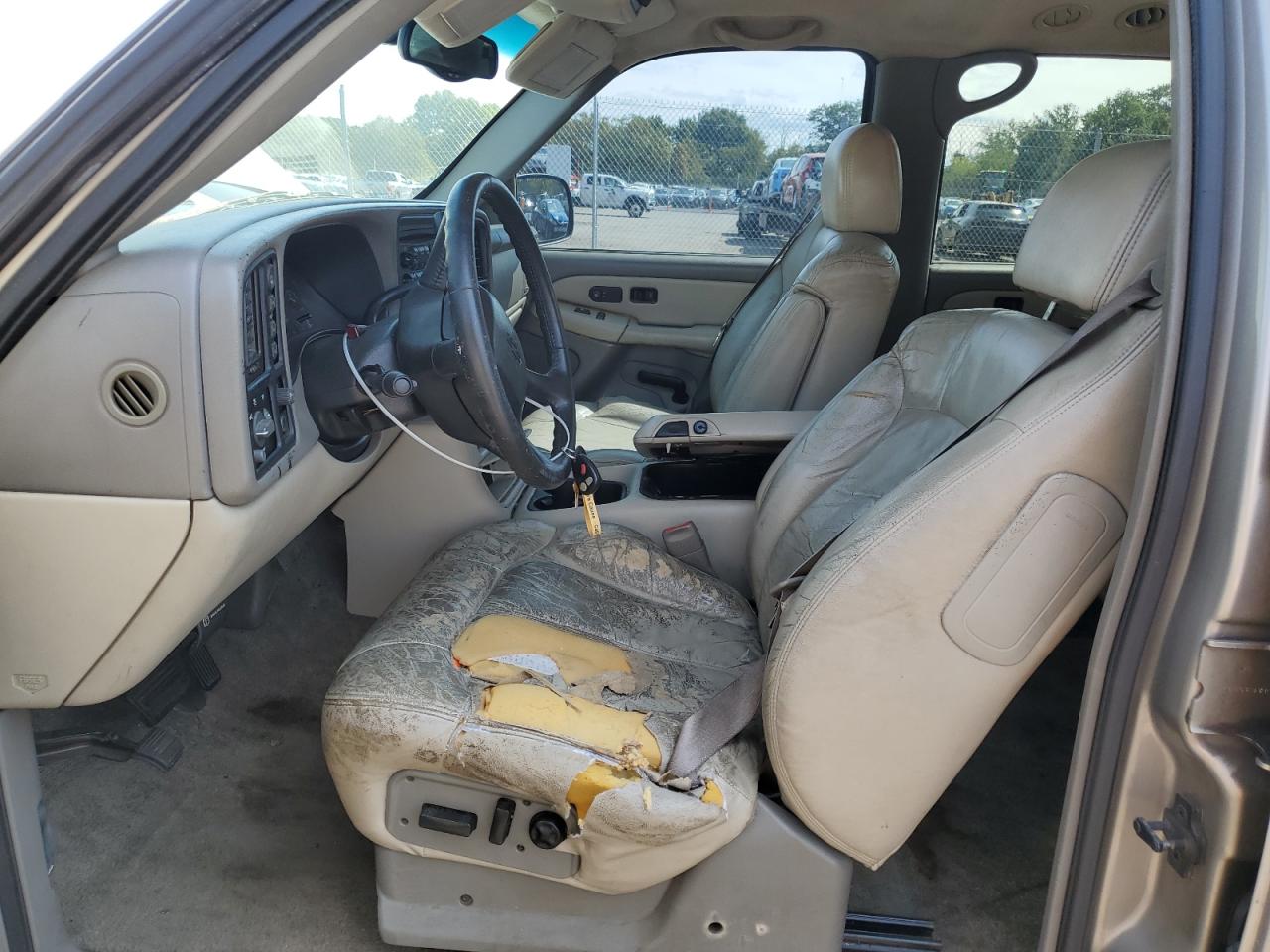 2000 Chevrolet Tahoe K1500 VIN: 1GNEK13T1YJ155360 Lot: 71660315