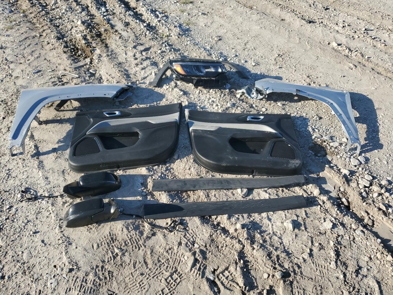 2025 Jeep Compass Limited VIN: 3C4NJDCN7ST552392 Lot: 81835065