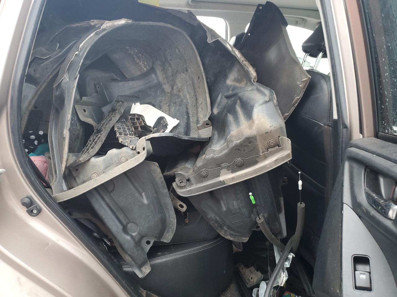 2014 Subaru Forester 2.5I Limited VIN: JF2SJAHC2EH470762 Lot: 84403725