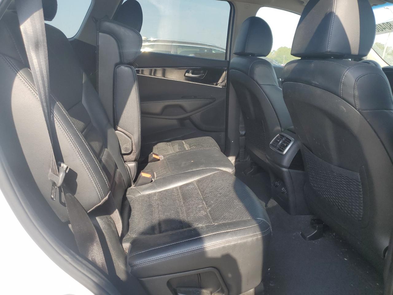 2019 Kia Sorento Ex VIN: 5XYPHDA58KG444863 Lot: 80406505