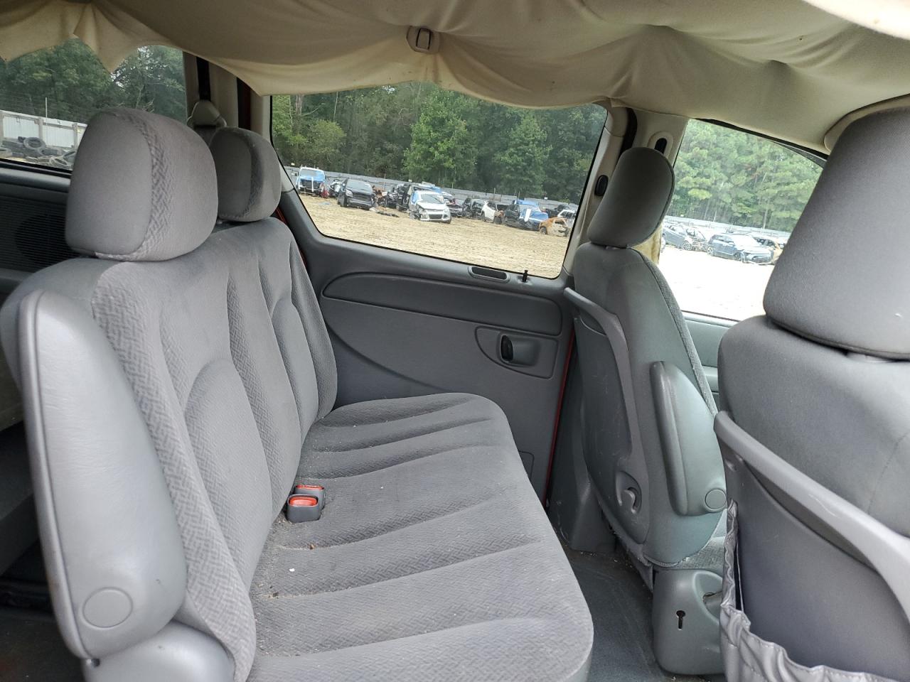 2005 Chrysler Town & Country VIN: 1C4GP45R35B390158 Lot: 84560615