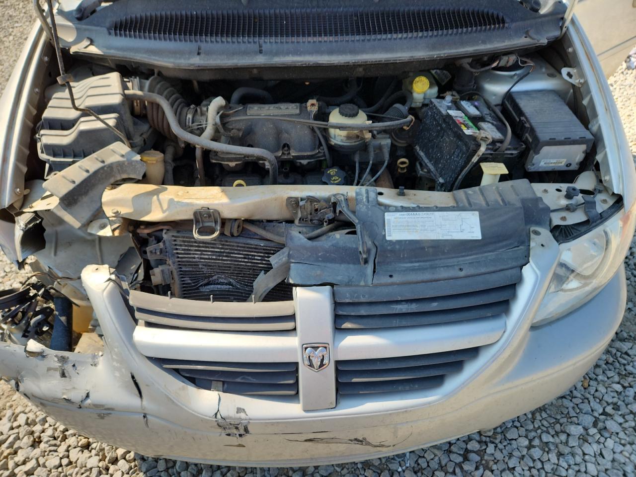 2005 Dodge Grand Cara VIN: 2D4GP24R15R108190 Lot: 80565135