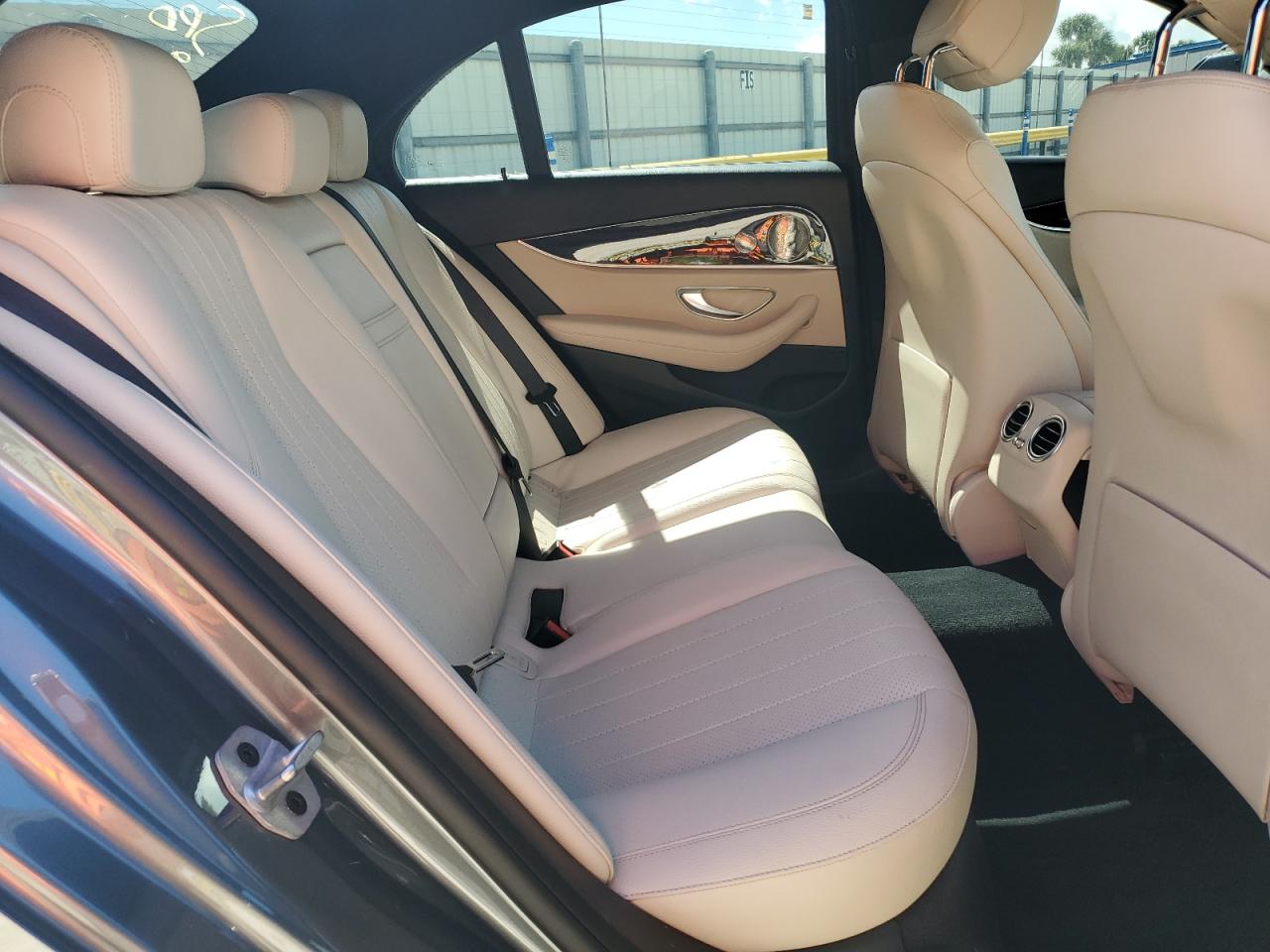 2021 Mercedes-Benz E 350 VIN: W1KZF8DB4MA966616 Lot: 81531885