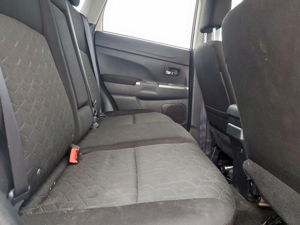 2020 Mitsubishi Outlander Sport Es VIN: JA4AR3AU1LU018608 Lot: 81331665