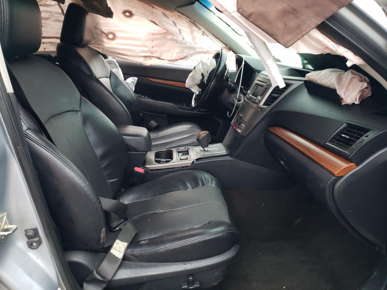 2014 Subaru Outback 2.5I Limited VIN: 4S4BRBLC2E3213405 Lot: 81827045