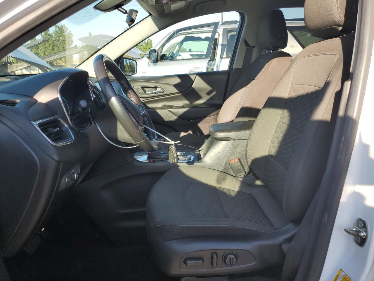 2019 Chevrolet Equinox Lt VIN: 3GNAXKEV0KL145388 Lot: 82152215