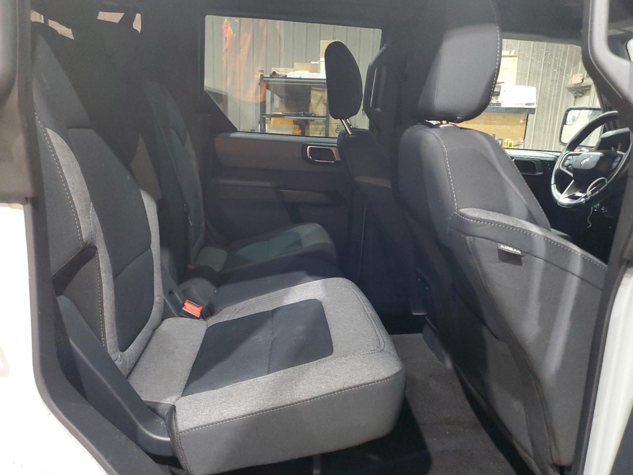 2021 Ford Bronco Base VIN: 1FMDE5BH7MLA83963 Lot: 83928995