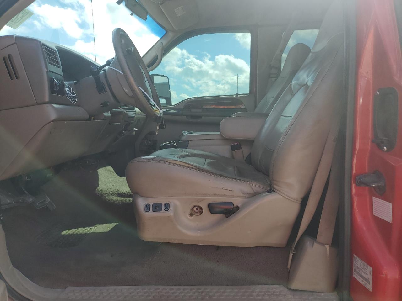 2000 Ford F250 Super Duty VIN: 1FTNX21F3YEE52488 Lot: 82152775