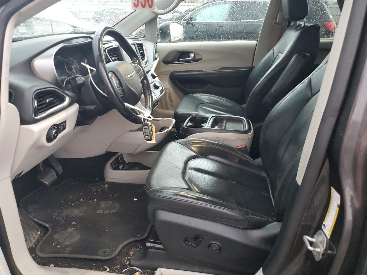 2020 Chrysler Pacifica Touring L VIN: 2C4RC1BG5LR130476 Lot: 81075715