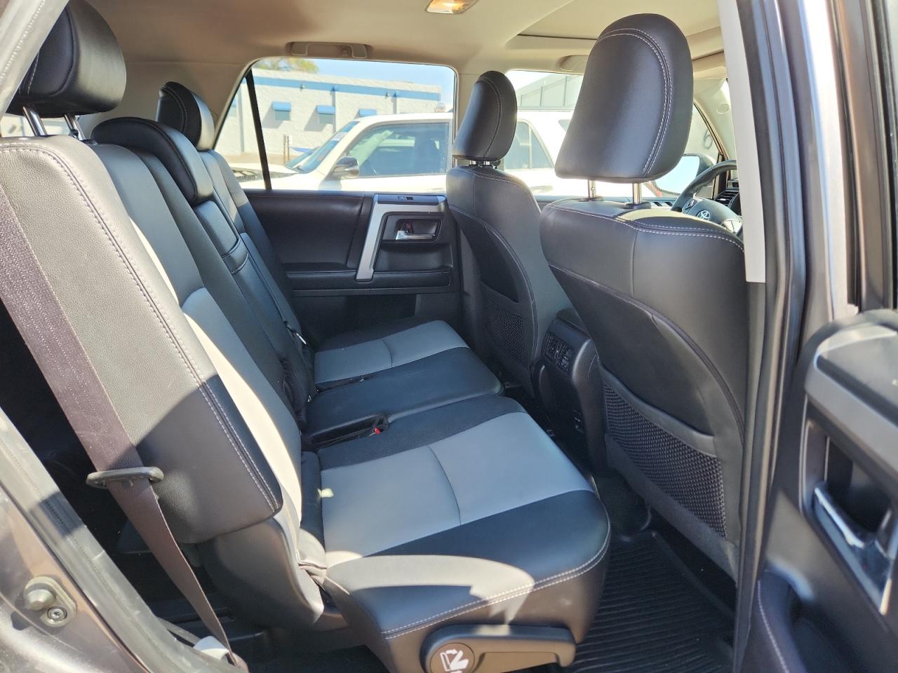 2019 Toyota 4Runner Sr5/Sr5 Premium VIN: JTEBU5JRXK5623179 Lot: 71222465