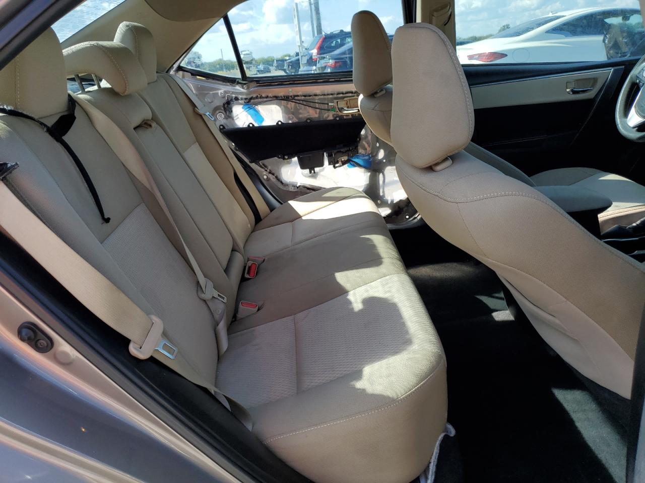 2015 Toyota Corolla L VIN: 2T1BURHE7FC434285 Lot: 81910785