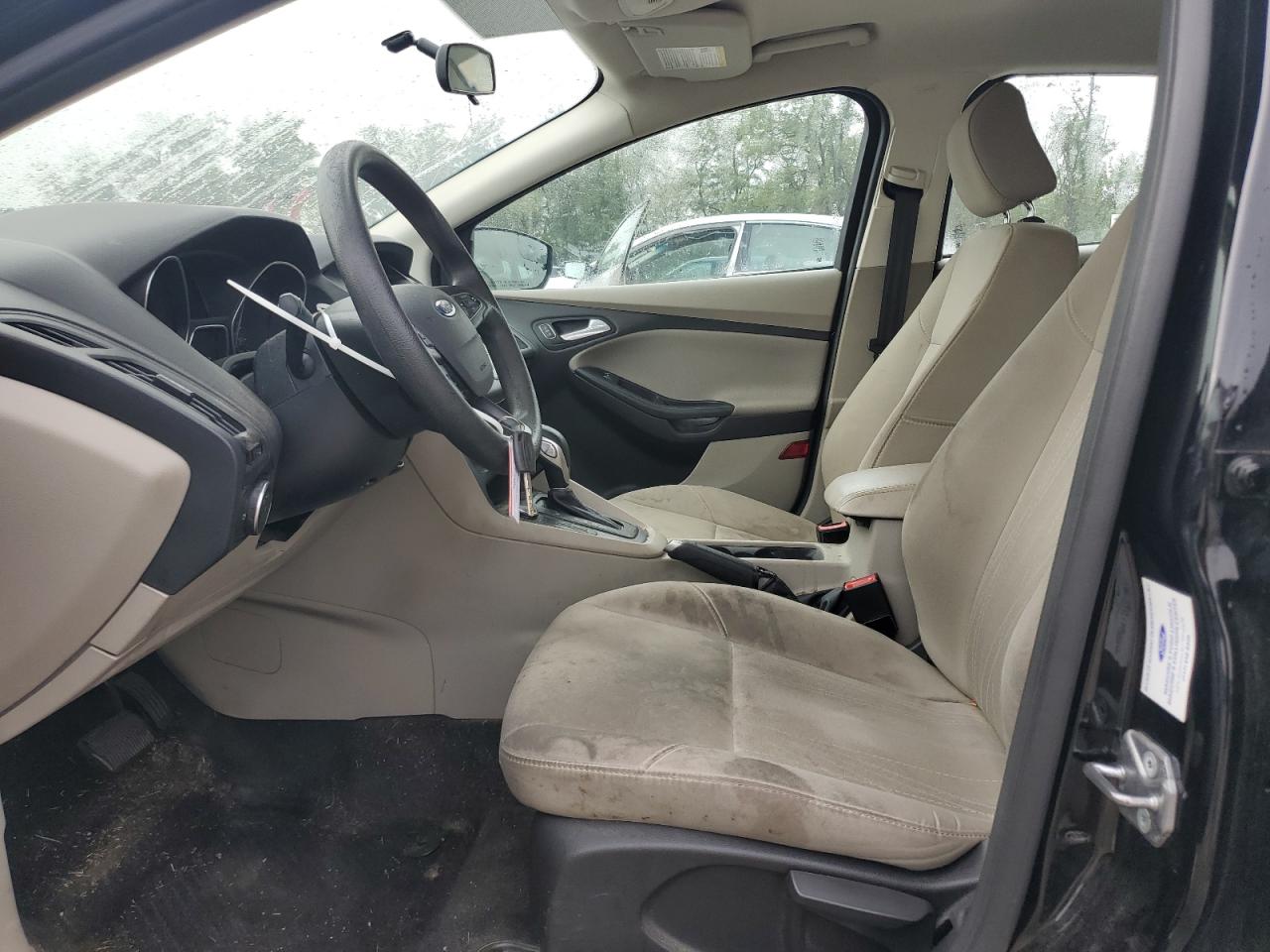 2017 Ford Focus Se VIN: 1FADP3K20HL336180 Lot: 81776355