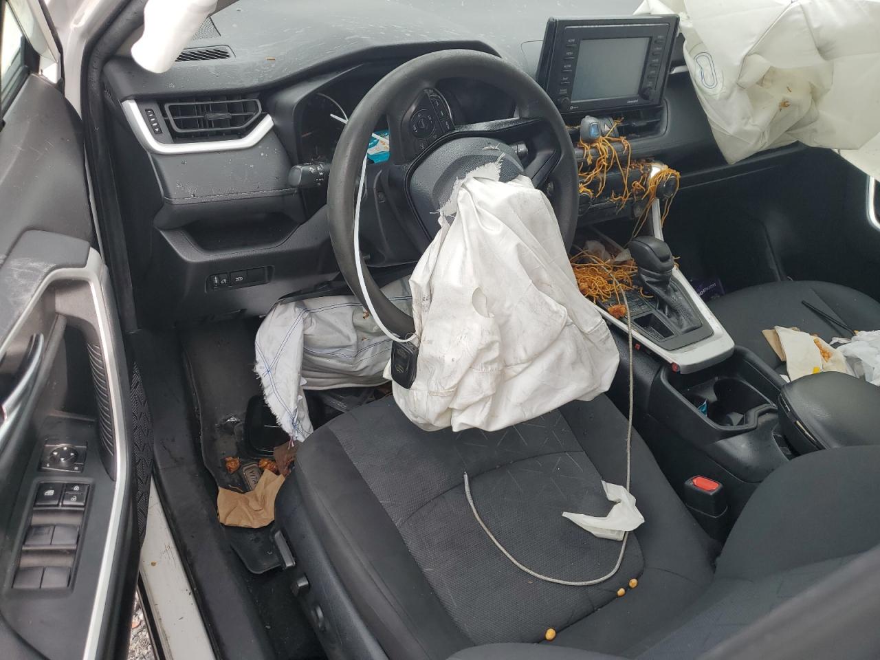 2021 Toyota Rav4 Xle VIN: 2T3P1RFV8MW144190 Lot: 81847005