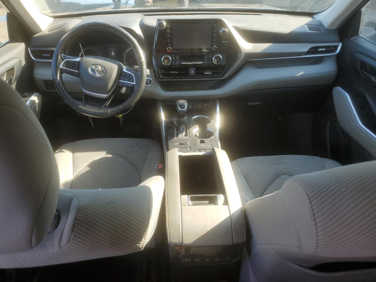 2022 Toyota Highlander L VIN: 5TDBZRBH1NS572074 Lot: 71994575