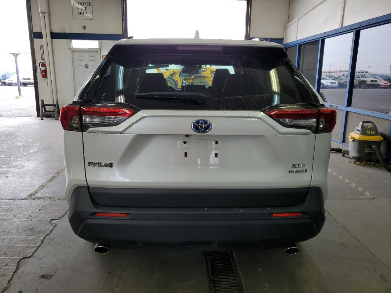 2023 Toyota Rav4 Xle Premium VIN: JTMB6RFV4PD542820 Lot: 84806085