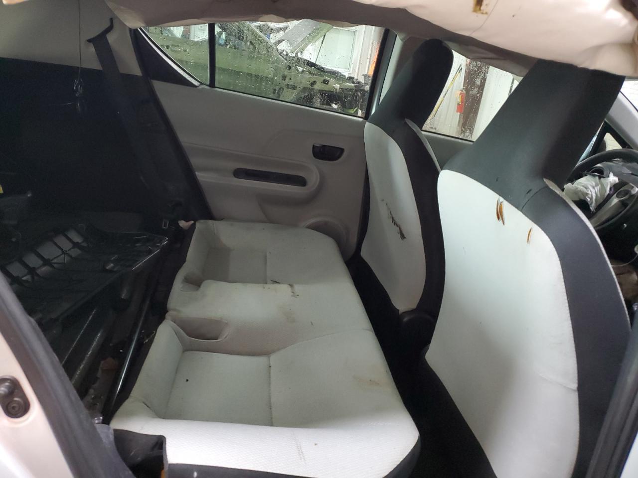 2013 Toyota Prius C VIN: JTDKDTB34D1547598 Lot: 84367235