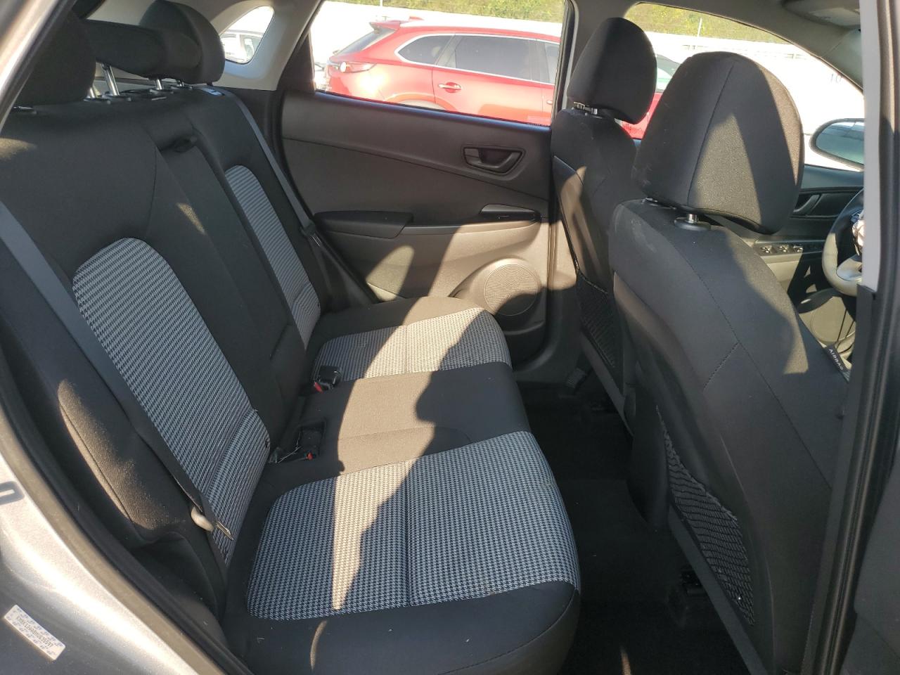 2021 Hyundai Kona Se VIN: KM8K12AA8MU635597 Lot: 81253425