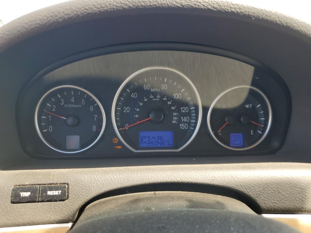 2012 Hyundai Veracruz Gls VIN: KM8NU4CC6CU201711 Lot: 84203435