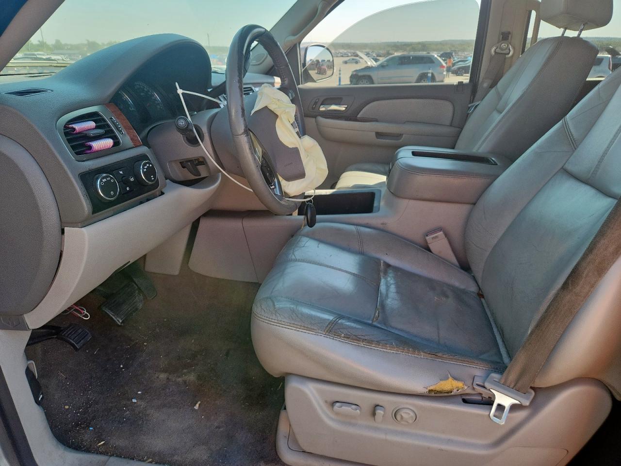 2007 GMC Yukon Xl K1500 VIN: 1GKFK16367J218190 Lot: 81915935