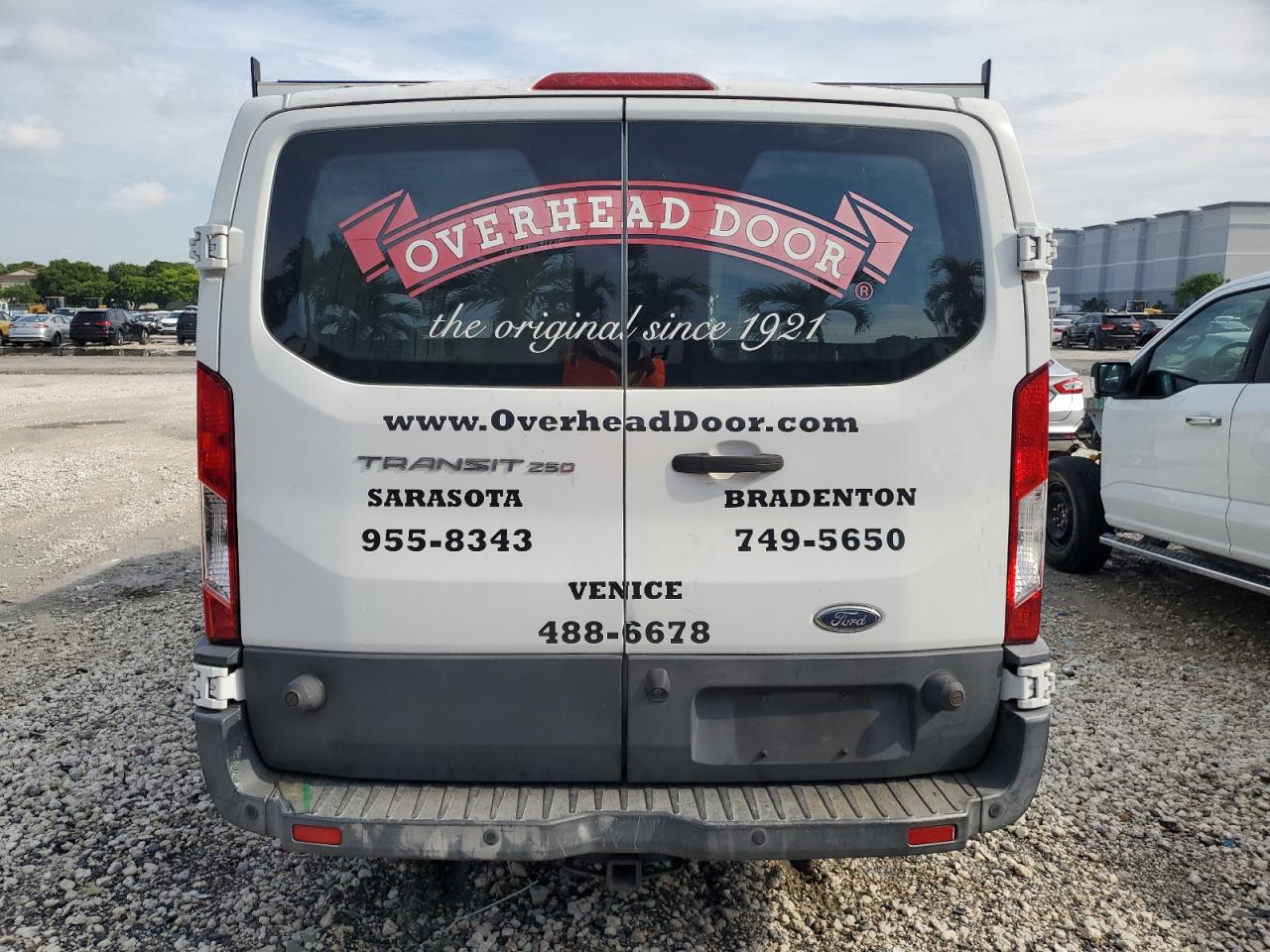 2017 Ford Transit T-250 VIN: 1FTYR2ZM2HKA00916 Lot: 71972635