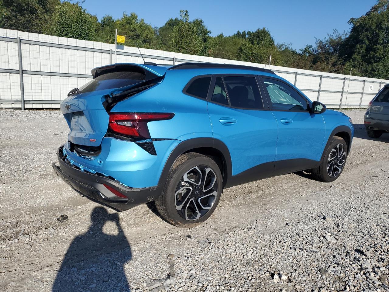 2025 Chevrolet Trax 2Rs blue null gasoline KL77LJEP7SC078419 photo #4