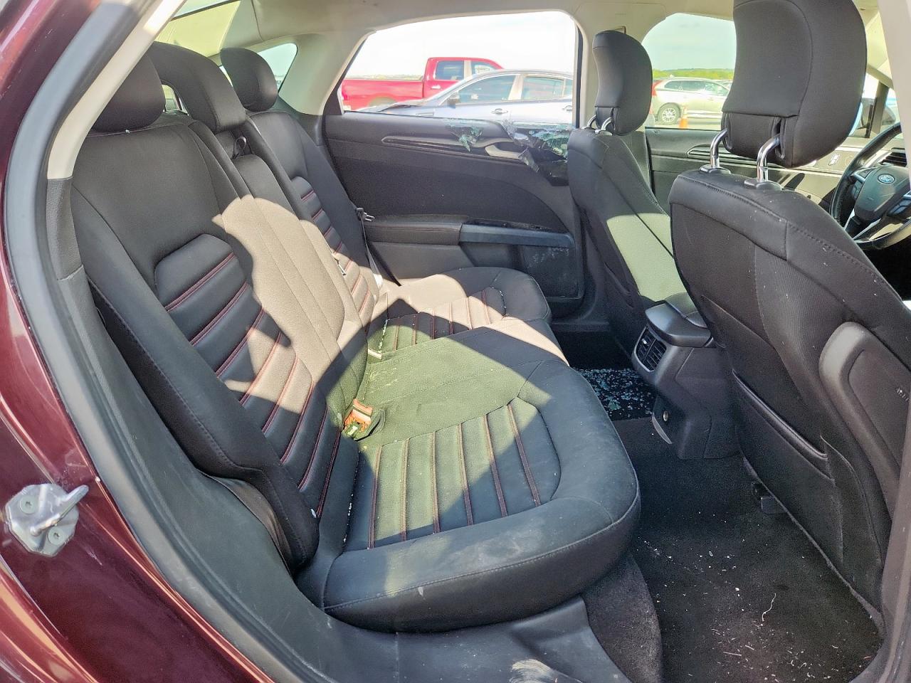 2013 Ford Fusion Se VIN: 3FA6P0HR1DR107983 Lot: 83868375