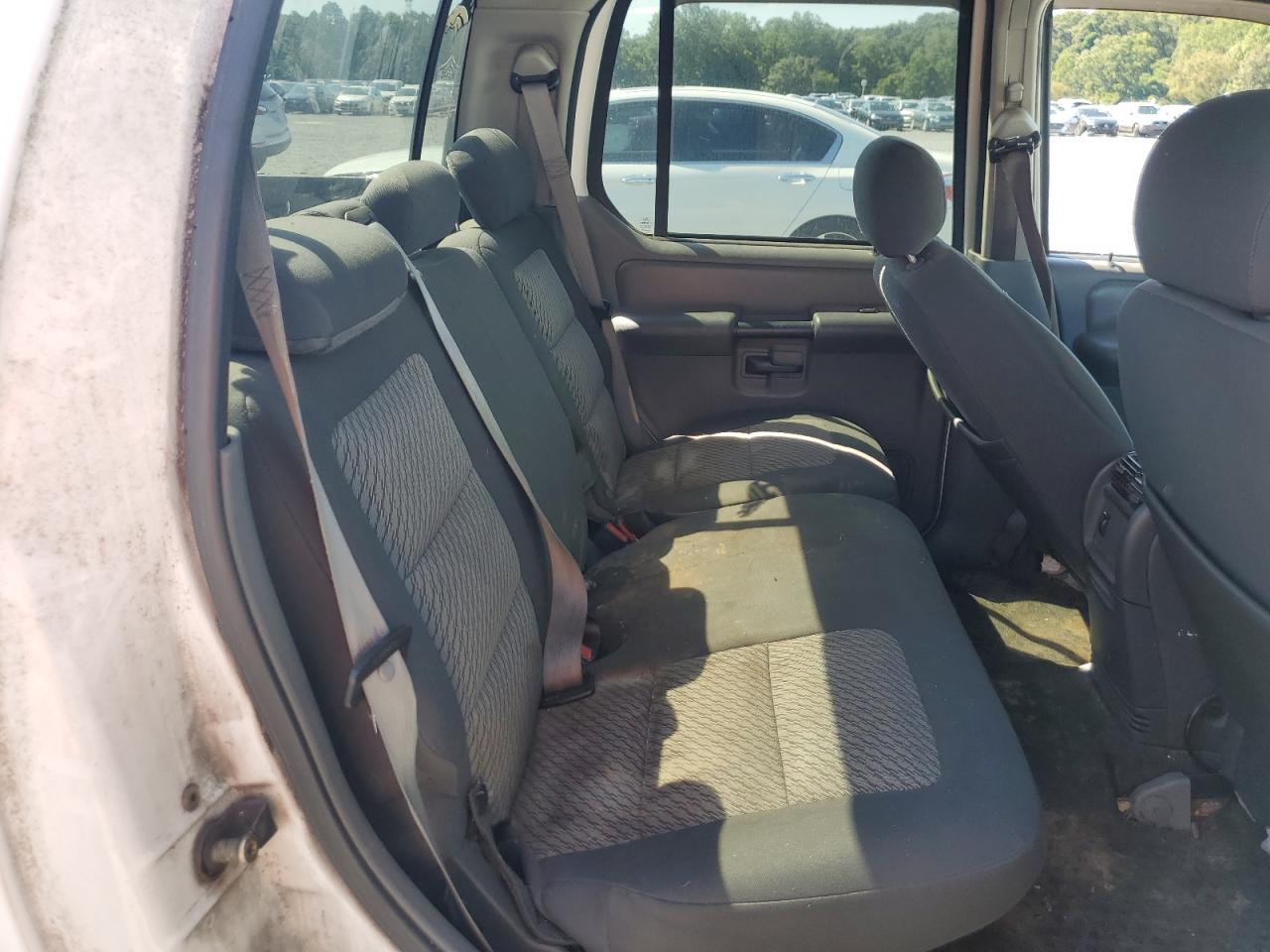 2004 Ford Explorer Sport Trac VIN: 1FMZU67K74UC13804 Lot: 71958395