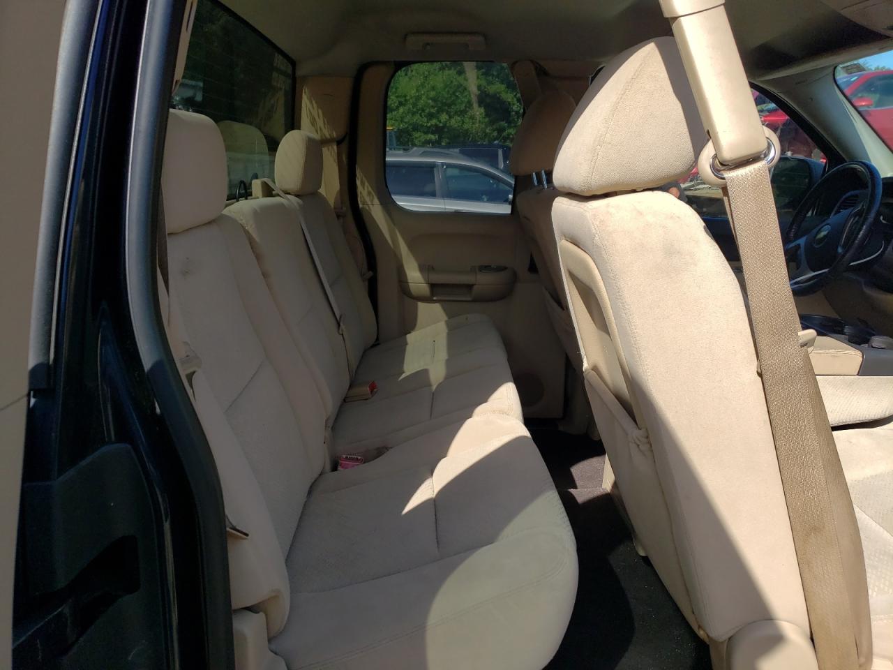 2008 Chevrolet Silverado K1500 VIN: 2GCEK190381265469 Lot: 70589445