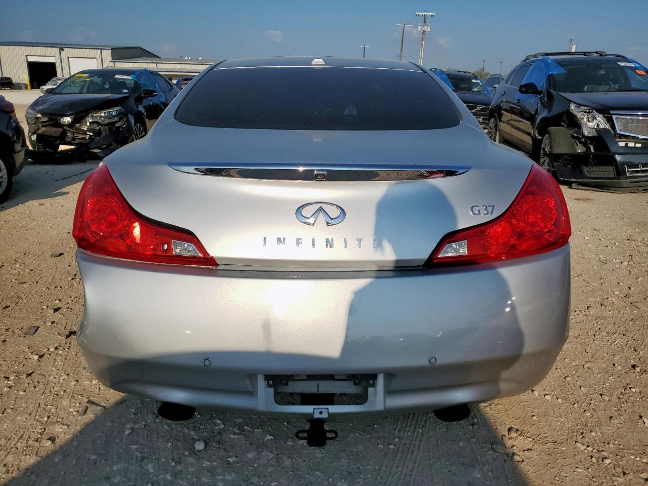 2010 Infiniti G37 Base VIN: JN1CV6EK4AM103897 Lot: 71471265