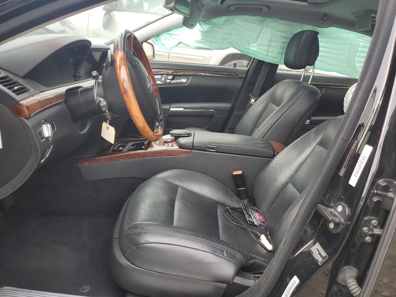 2010 Mercedes-Benz S 400 VIN: WDDNG9FB0AA300590 Lot: 82142385