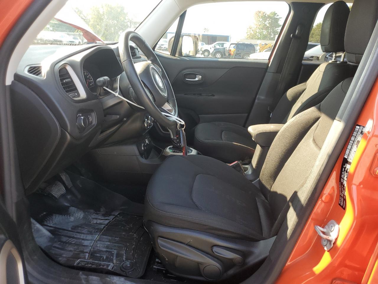 2016 Jeep Renegade Sport VIN: ZACCJBAT3GPE43200 Lot: 81718525