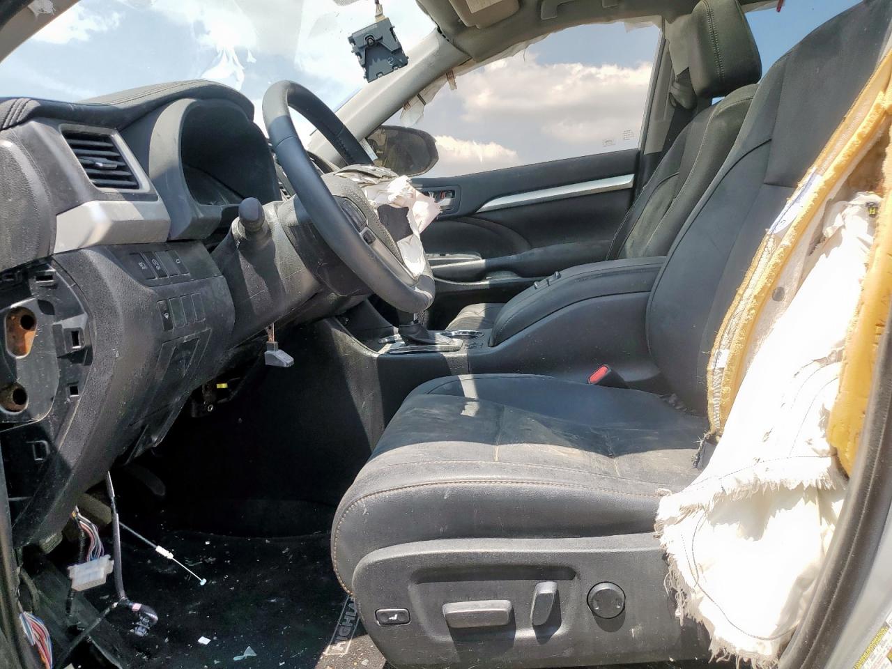 2019 Toyota Highlander Se VIN: 5TDKZRFH2KS569500 Lot: 72005955