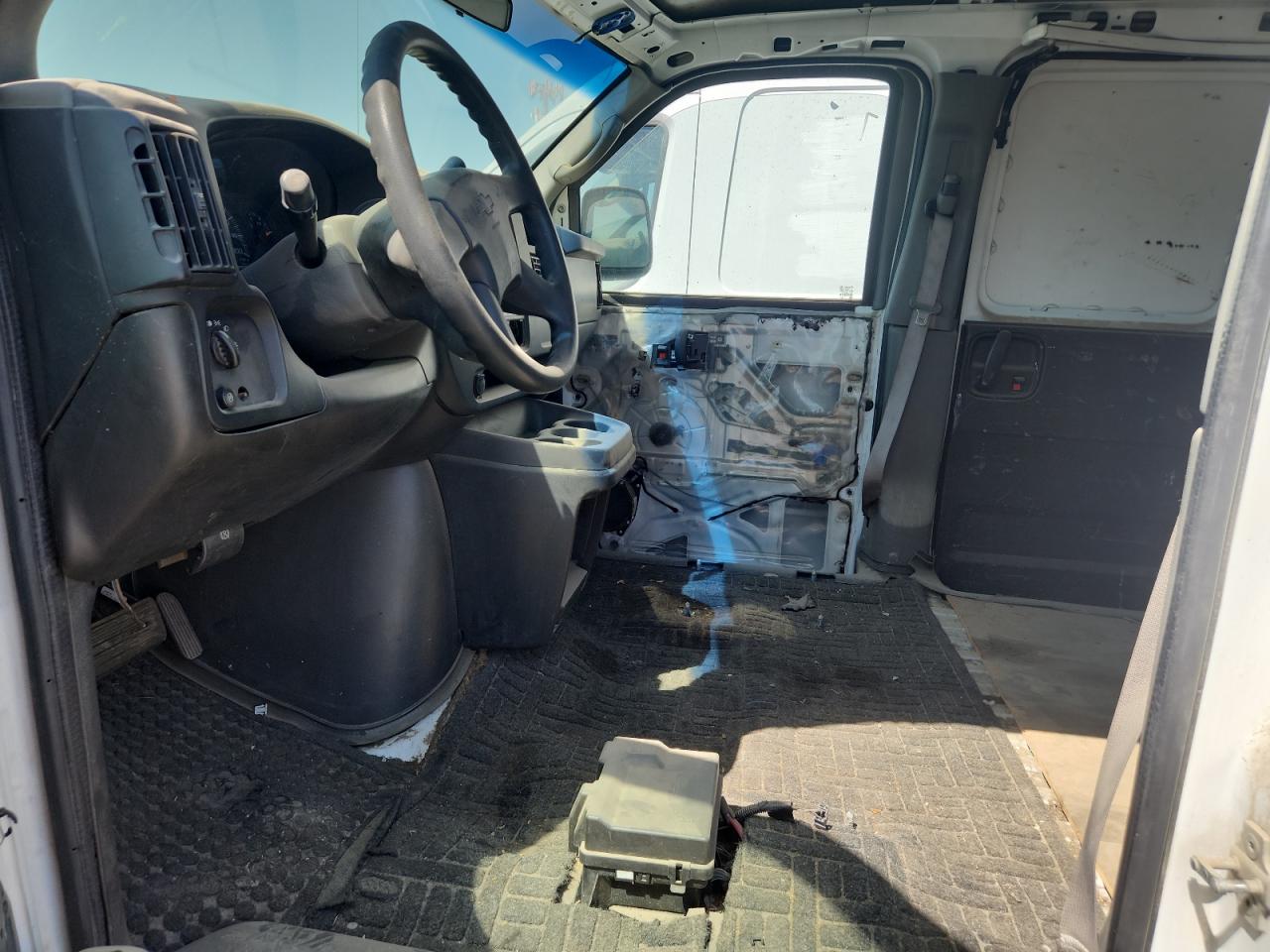 2006 Chevrolet Express G3500 VIN: 1GCHG35U361166253 Lot: 71674255