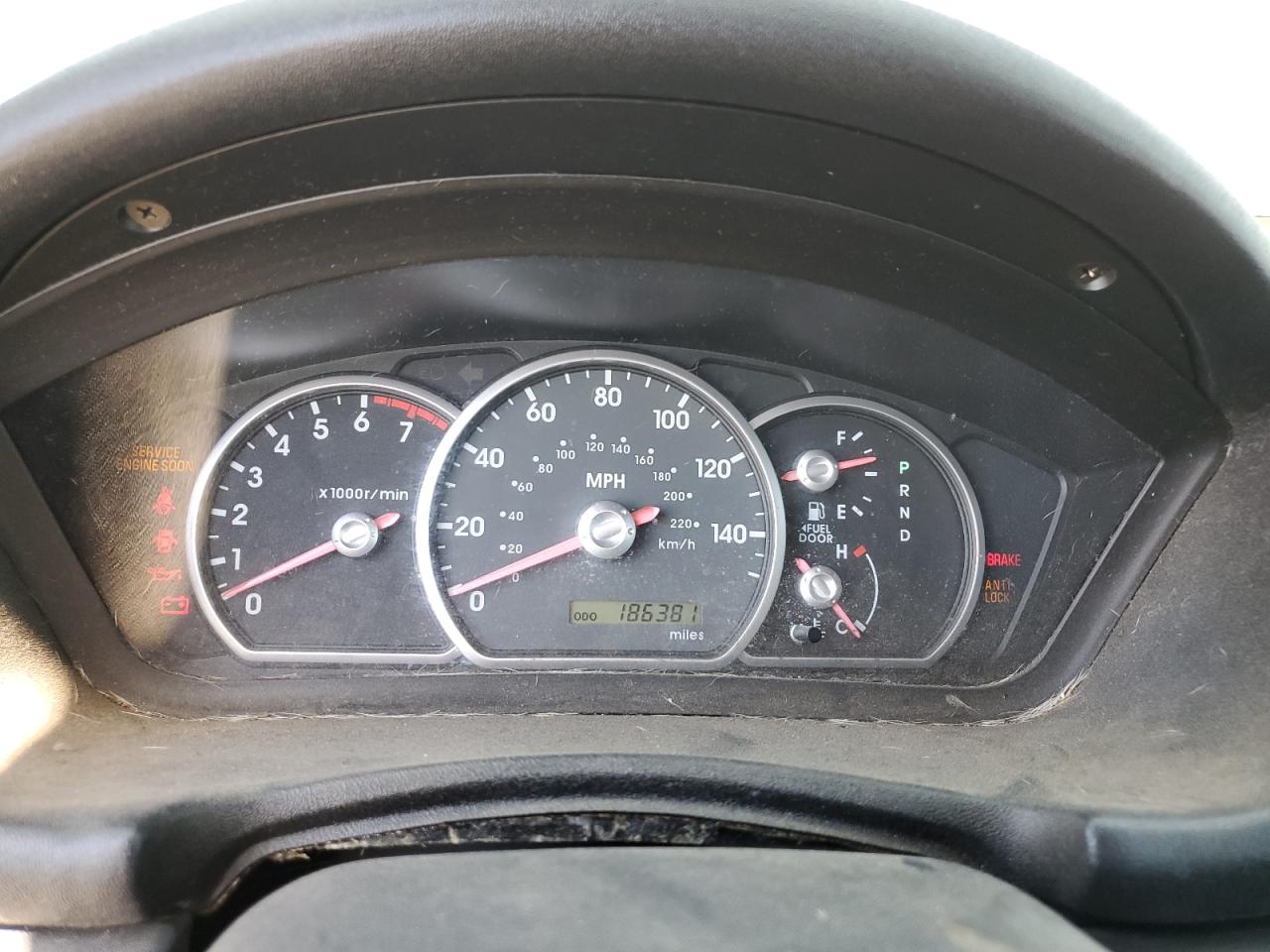 2004 Mitsubishi Endeavor Ls VIN: 4A4MN21S04E038392 Lot: 71324355