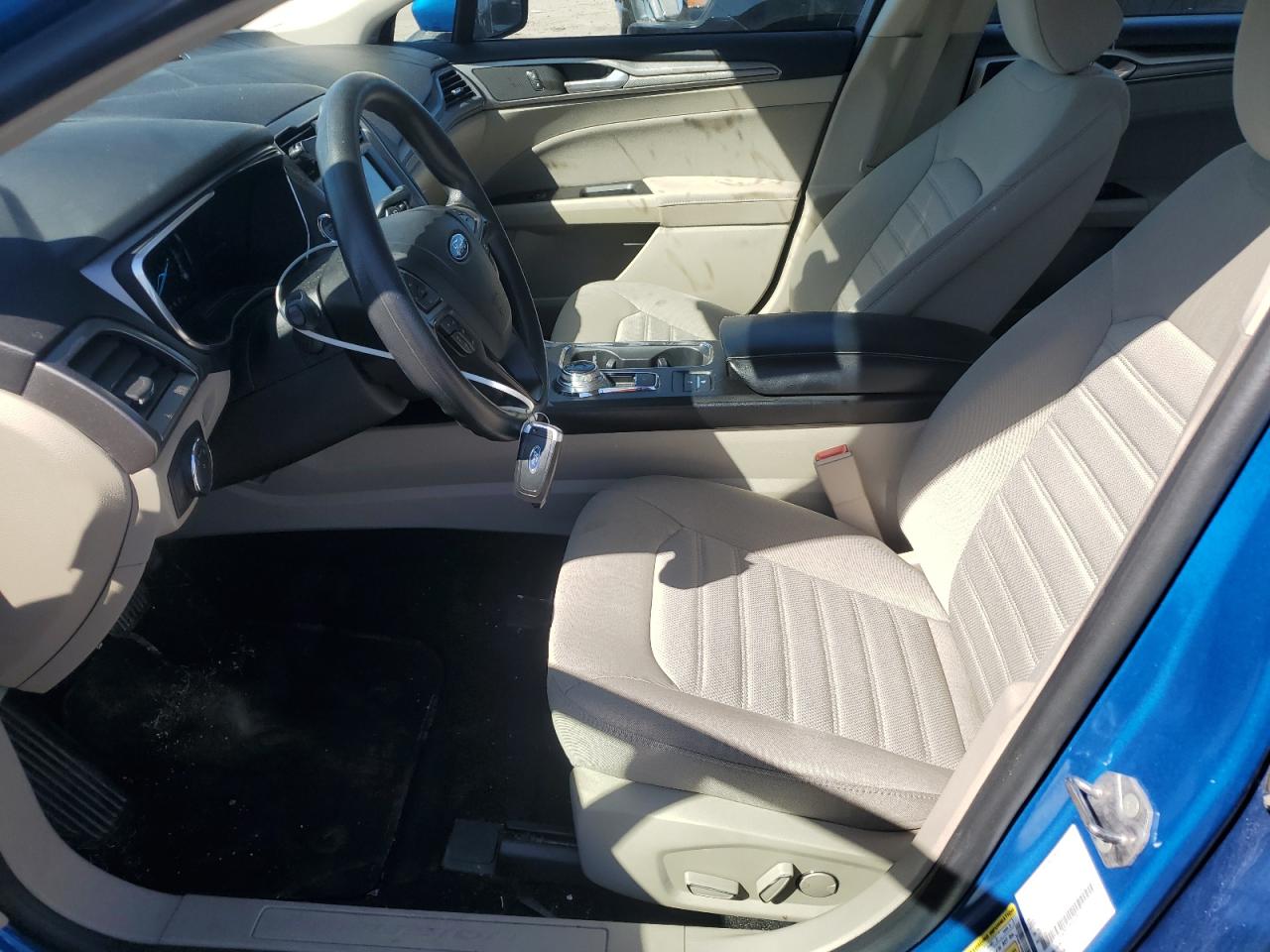 2020 Ford Fusion Se VIN: 3FA6P0HD9LR178142 Lot: 81870135