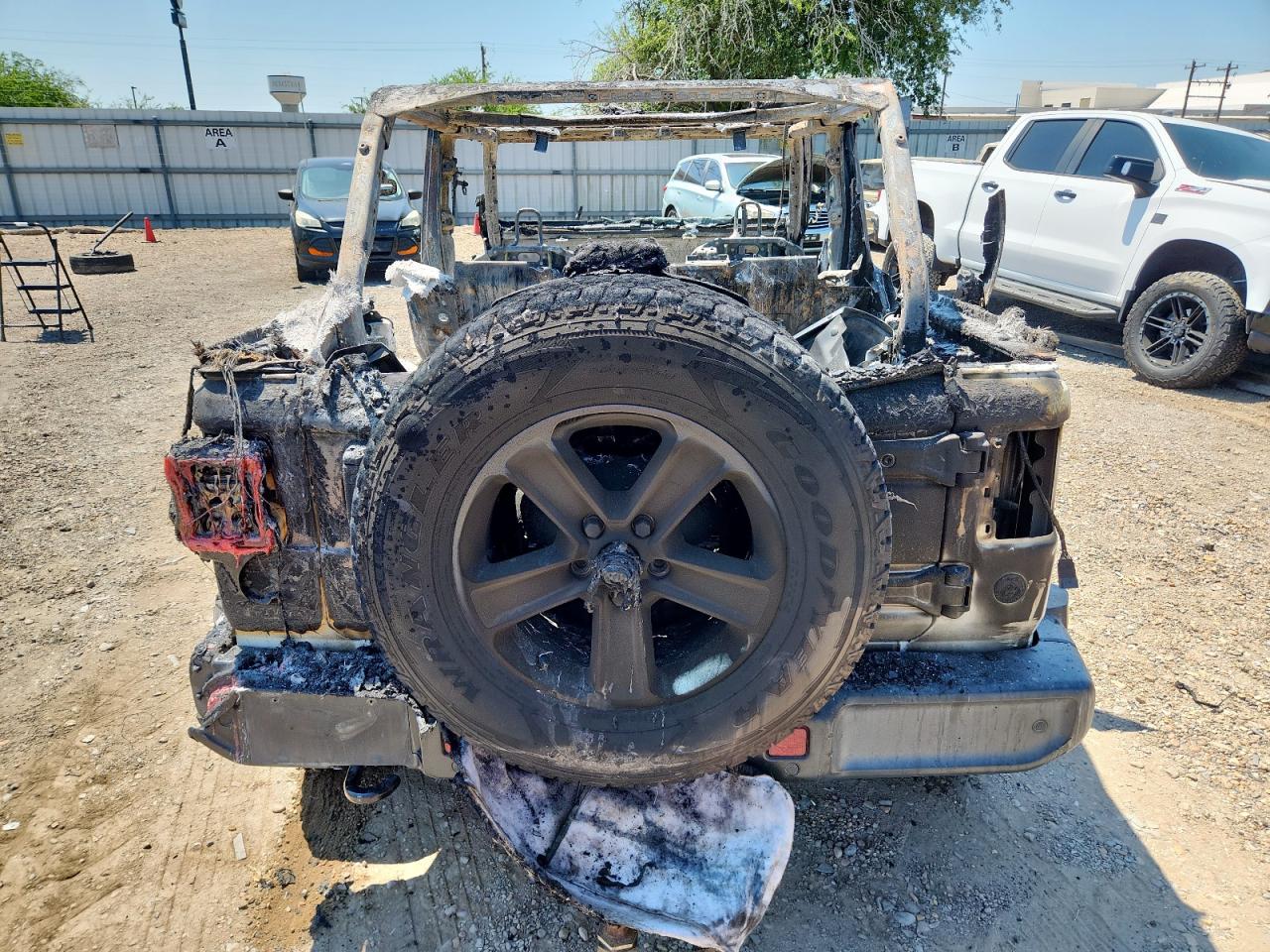 2018 Jeep Wrangler Unlimited Sahara VIN: 1C4HJXEG0JW249072 Lot: 71540365