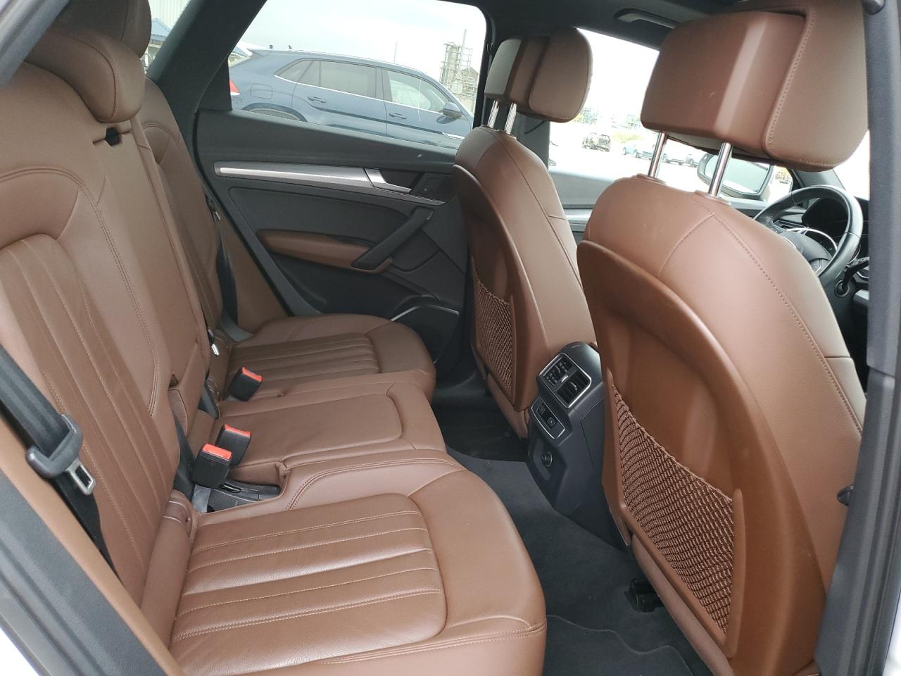 2018 Audi Q5 Premium Plus VIN: WA1BNAFY5J2024582 Lot: 81664385