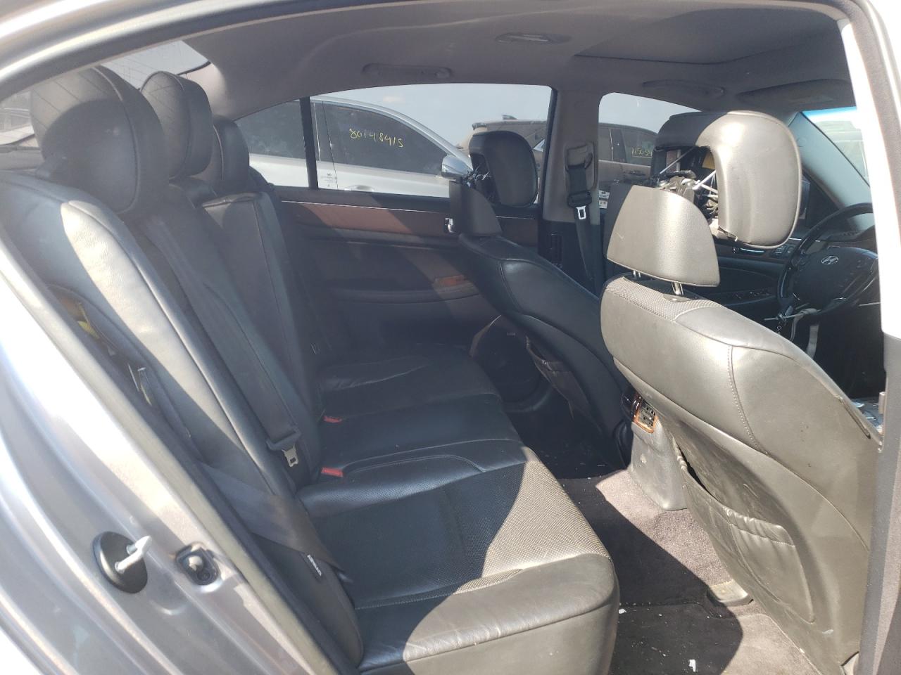 2009 Hyundai Genesis 3.8L VIN: KMHGC46E09U029287 Lot: 72063085