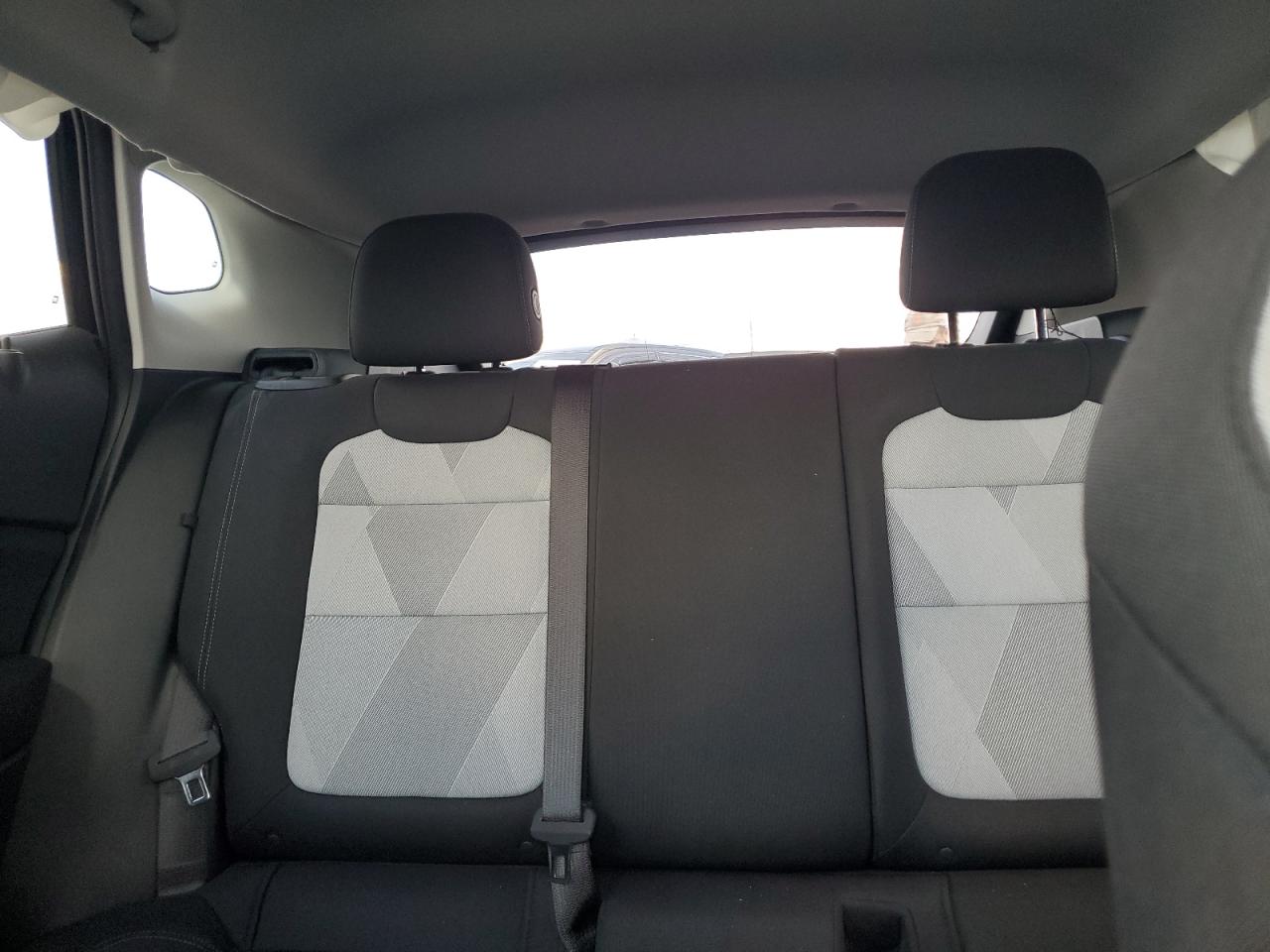 2025 Chevrolet Trax Ls VIN: KL77LFEP0SC235365 Lot: 71233545