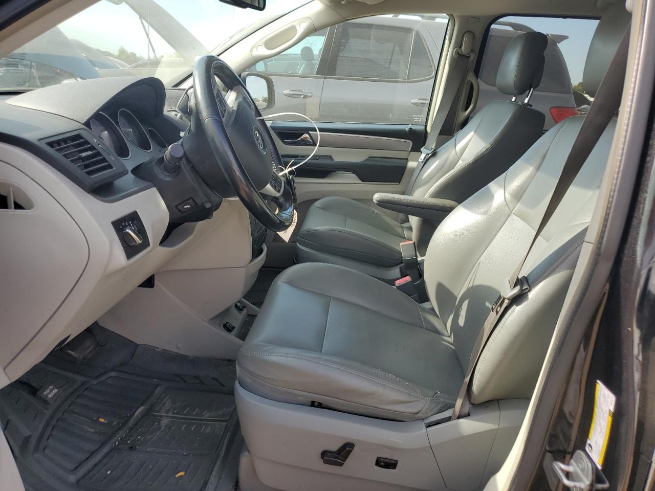 2013 Volkswagen Routan Se VIN: 2C4RVABGXDR724718 Lot: 71950275