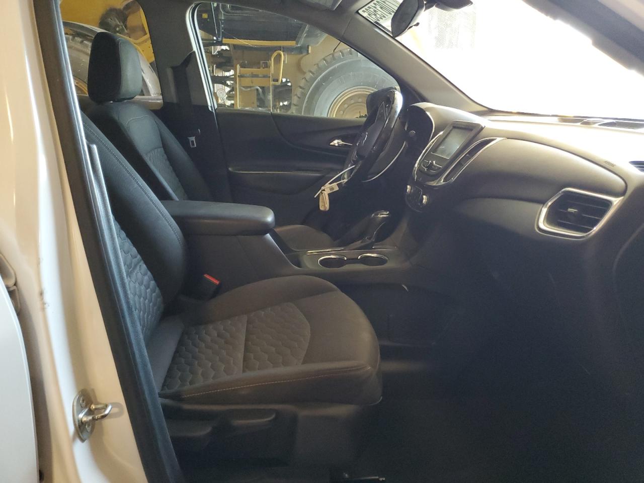 2018 Chevrolet Equinox Lt VIN: 2GNAXJEV8J6306793 Lot: 71061595
