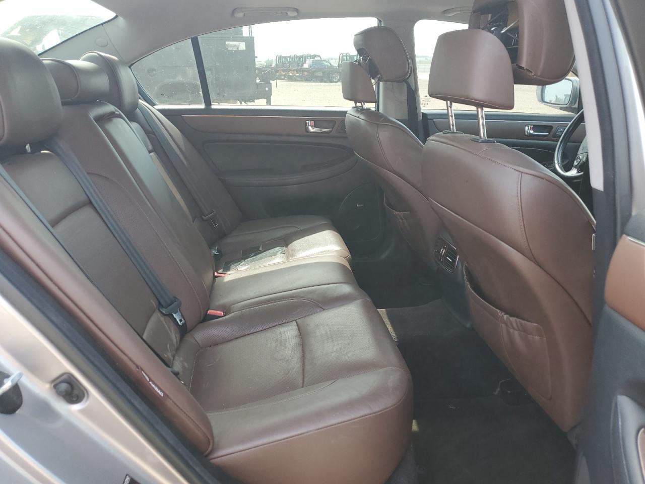 2009 Hyundai Genesis 3.8L VIN: KMHGC46E79U046233 Lot: 80316205