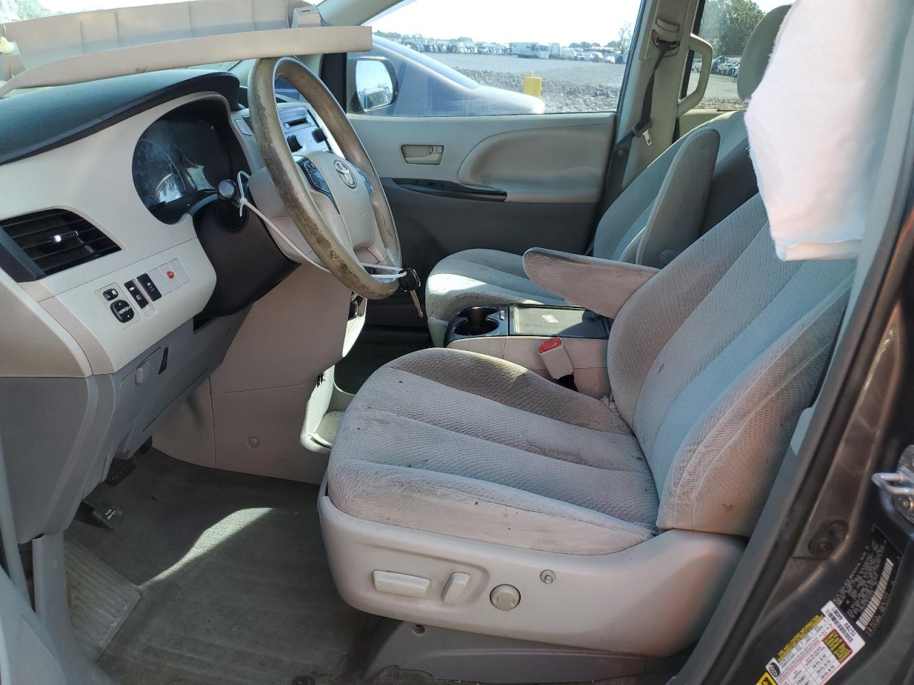 2014 Toyota Sienna Le VIN: 5TDKK3DC9ES443258 Lot: 81795565