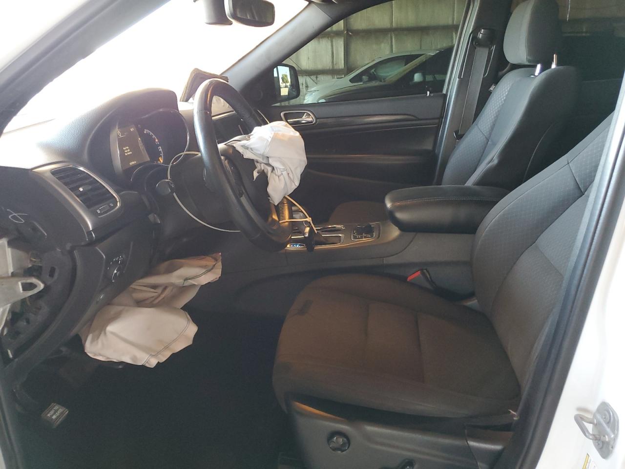 2019 Jeep Grand Cherokee Laredo VIN: 1C4RJFAG7KC823190 Lot: 72066595