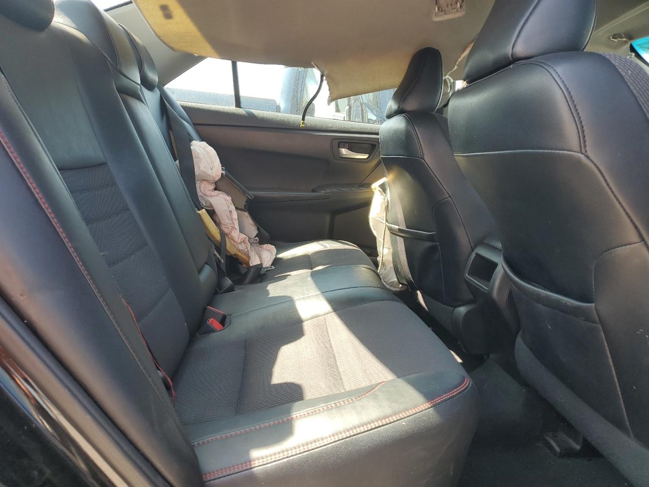 2016 Toyota Camry Le VIN: 4T1BF1FK1GU136044 Lot: 81476635